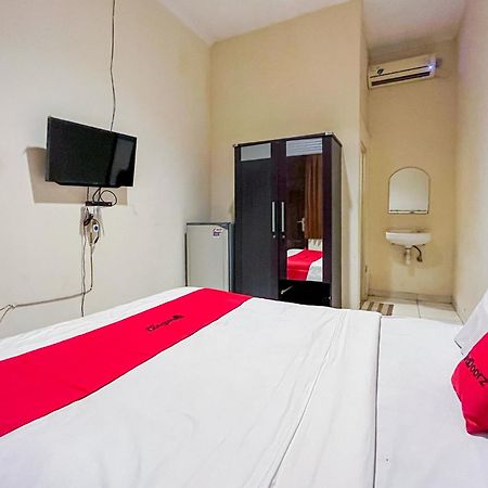 Reddoorz At Graha 99 Simomulyo Hotel Surabaya Luaran gambar