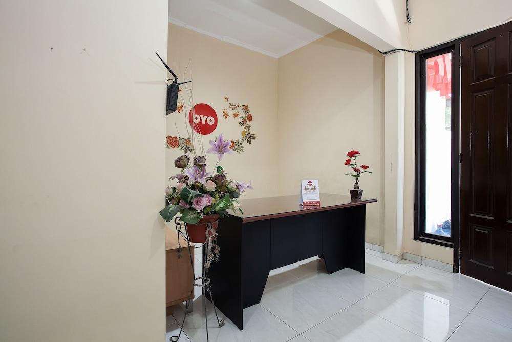 Reddoorz At Graha 99 Simomulyo Hotel Surabaya Luaran gambar